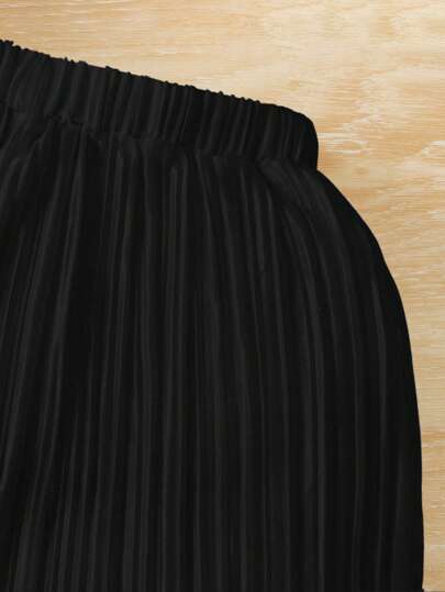 SHEIN طقم أزياء بناتي صلب اللون عصري عارضة 2 قطعة