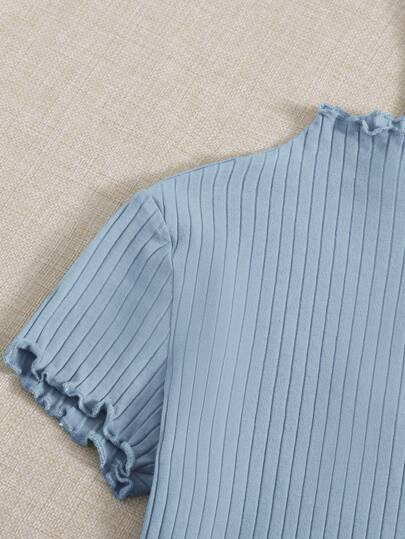 SHEIN EZwear 3 حبات تيشيرت بياقة واقفة وحافة ذات جوانب مموجة