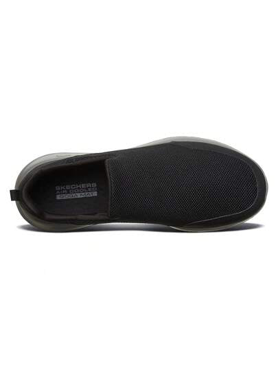 Skechers أحذية رياضية للمشي للرجال، أحذية كاجوال مريحة مصنوعة من شبكة، أحذية جري قابلة للتنفس ومقاومة للاحتكاك 54626-BLK