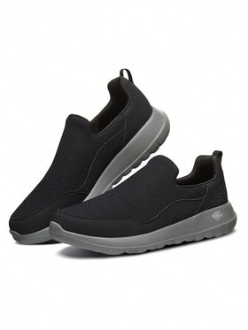 Skechers أحذية رياضية للمشي للرجال، أحذية كاجوال مريحة مصنوعة من شبكة، أحذية جري قابلة للتنفس ومقاومة للاحتكاك 54626-BLK