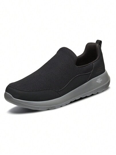 Skechers أحذية رياضية للمشي للرجال، أحذية كاجوال مريحة مصنوعة من شبكة، أحذية جري قابلة للتنفس ومقاومة للاحتكاك 54626-BLK
