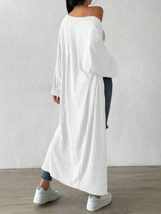 EZwear معطف أنثوي كاجوال موسمي معصوب ساقط الكتف أسود سادة عريض، معاطف حريمي سادة بيضاء ملائمة للارتداء اليومي الكاجوال