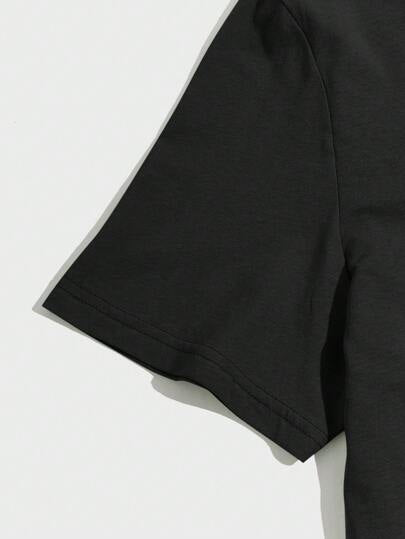 SHEIN طقم ملابس منزلية بأكمام قصيرة وبلوزة وسراويل للرجال