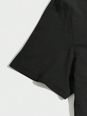 SHEIN طقم ملابس منزلية بأكمام قصيرة وبلوزة وسراويل للرجال