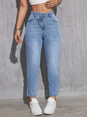 SHEIN EZwear بنطلون جينز بجيوب وتصميم خصر متداخل