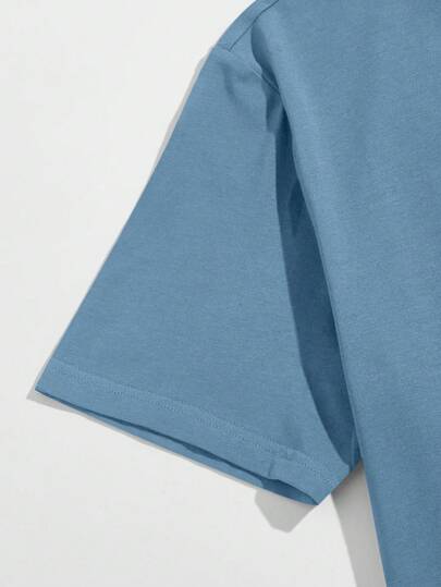 SHEIN مجموعة ملابس منزلية منسوجة طبع نسر للرجال بأكمام قصيرة وسروال