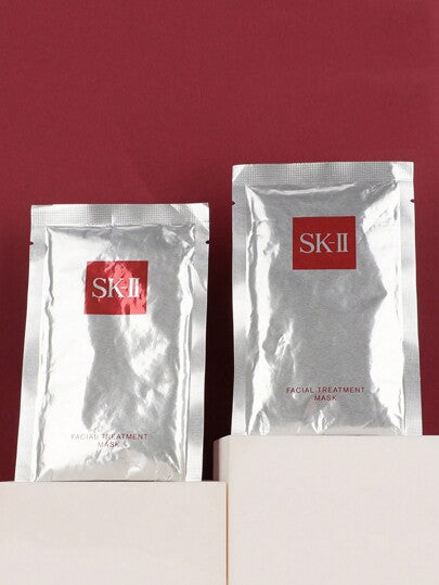SK-II [ميني] قناع الوجه قطعة واحدة، بشرتك تغمر فوراً وبشكل استثنائي في الترطيب، مما ينتج عن بشرة واضحة ولامعة بشكل ملحوظ. تجدد الحيوية والراحة وتوفر ترطيبًا شديدًا. تُعيد ترطيب البشرة الجافة، وتترك بشرة منتعشة وبارد. قناع العلاج الوجهي من هي قناع...
