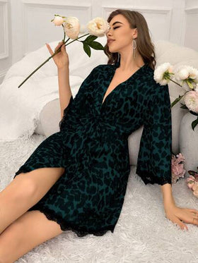 SHEIN نسائي فستان نوم مش على شكل نمر بالشبكة