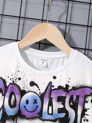 SHEIN بلوفر بياقة دائرية وأكمام قصيرة للأولاد الفتوة، تي شيرت كتاني محبوك بطباعة حروف