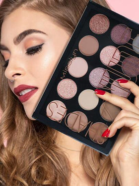 لوحة ظلال العيون العارية من MISSLYN، 15 لون، 10 ألوان مطفأة عالية الصبغة، ألوان لامعة وحريرية، ناعمة وقابلة للامتزاج، طويلة الأمد، لإطلالة مكياج طبيعية