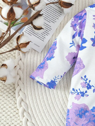 SHEIN جمبسوت مطبوعة جميلة بزهور الفتيات الرضع البيضاء والبنفسجية الجميلة مع عقال للمنزل