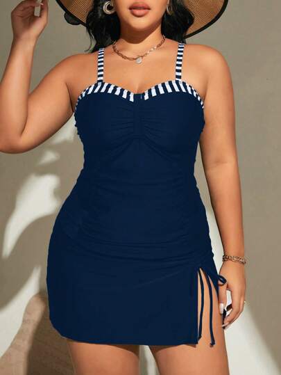SHEIN Swim Curve مجموعة تانكيني للشاطئ في الصيف مناسبة للمقاسات الكبيرة بألوان متضاربة مع تجميلات مجمعة
