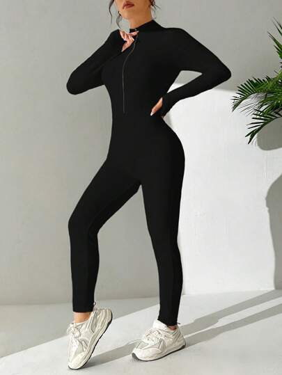SHEIN EZwear بدلة قصيرة نسائية بياقة عالية بلون سادة