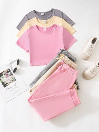 girls-sets Vintaside Kids تي شيرت تي شيرت بأكمام قصيرة وسروال رياضي عارضة للفتيات - 3 قطع، متعدد الألوان