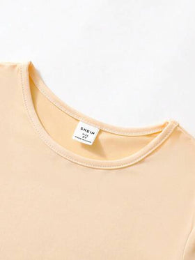 SHEIN Vintaside Kids مجموعة 3 قطع لفتاة في فترة البلوغ (توين) تتضمن تي شيرت رياضي بأكمام قصيرة وشورت بعدة ألوان