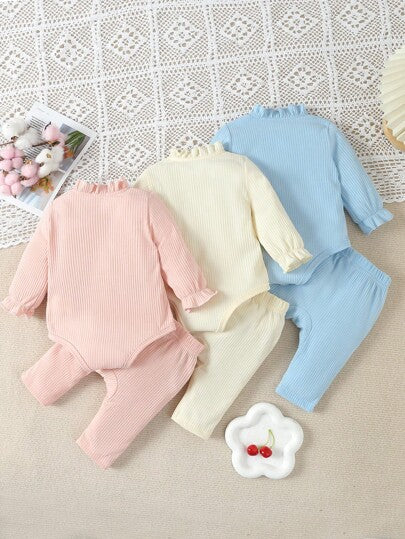 SHEIN أفرول بأكمام طويلة وسروال طويل للأطفال الرضع بجلبة مجموعة 2 قطعة لون سادة 3 مجموعات للارتداء في المنزل