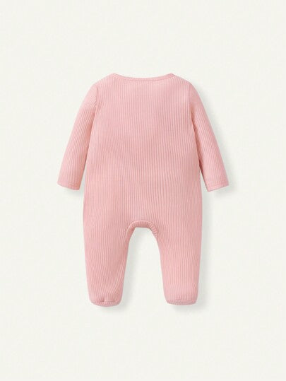 Cozy Pixies غطاء رأس و حذاء 3قطع لرضيعة حديثة الولادة بيجامة طويلة برقبة مستديرة بأكمام طويلة و لون صلب