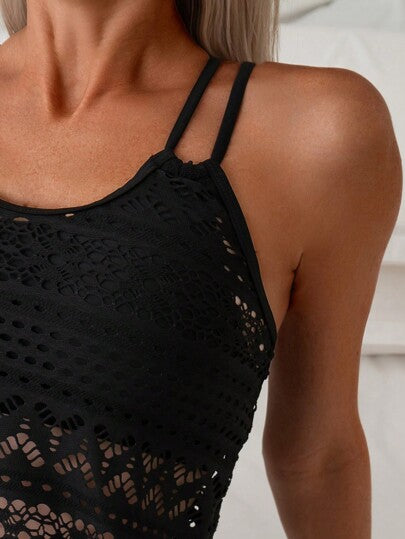 طقم تانكيني حريمي Swim Lushoire مجموعة تانكيني قطعتين لعطلة الشاطئ للنساء بتصميم بسيط وتفاصيل مجعدة متقاطعة ومجوفة، بالإضافة إلى شورت سباحة