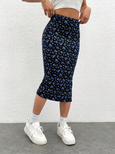 EZwear تنورة ضيقة عالية الشق الأسودة بطبعة زهور ديبسي