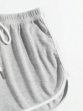 SHEIN EZwear شورت دولفين بخصر مع عقدة مجموعة من 2 لباس الصيف