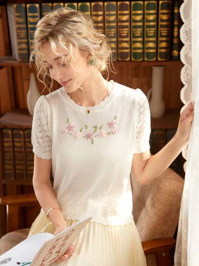 Knit Mix ملابس علوية تي شيرت نسائي أنيق مصنوع من الأقمشة المحبوكة على الطراز الفرنسي، مزين بالتطريز، أكمام قصيرة وقصة عادية، قطعة كاجوال بتصميم بسيط وعصري، مناسب لمناسبات العودة إلى المدرسة في فصلي الخريف والشتاء، ومناسب لمناسبات عيد الميلاد والشكر وراس ا