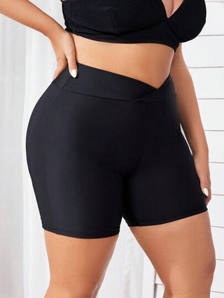 Swim Lushoire شورت نسائي بأحجام كبيرة للصيف على الشاطئ بلون صلب وخصر غير متماثل للقيميني