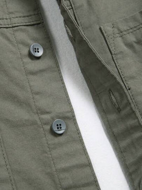 Manfinity Homme ملابس علوية جينز بأكمام طويلة أساسية، بأزرار وجيبين، مطرز بتصميم حرفي، قطعة مريحة وفضفاضة للرجال، مناسب للهدايا، الخروج، الجامعة، العمل، في فصل الخريف
