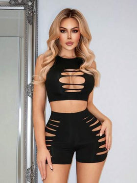 SHEIN SXY مجموعة ملابس علوية وشورت جذاب للنساء منقوش بثقوب لصيف