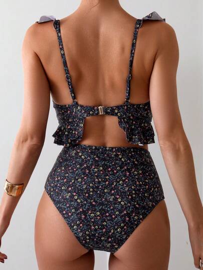 Swim Mod مجموعة بكيني بحزام رفرف مطبوع طباعة متناثرة للشاطئ والعطلات الصيفية