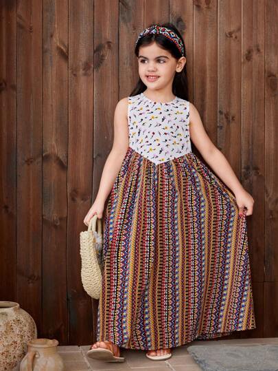 SHEIN فتاة صغيرة فستان كاجوال بدون أكمام وياقة دائرية يتميز بالألوان المتعددة والتصميم العصري المحبوك