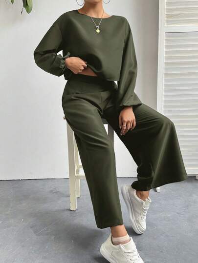 SHEIN Essnce بدلة كاجوال لامرأة مكونة من ملابس علوية أكمام طويلة ذات لون بسيط وبنطلون، طقم قطعتين