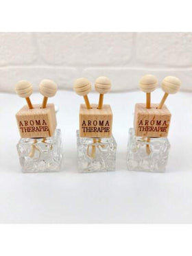 مجموعة مكونة من (1 مشبك معطر للسيارة + 1 زجاجة 10 مل من الزيت الأساسي)، مدمجة وعملية، يمكن استخدامها كديكور للسيارة والمنزل والغرفة والحمام الفندقي، تساعد على الاسترخاء وتنقية الهواء، هدية عيد ميلاد وتخرج