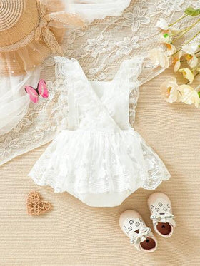SHEIN Vintaside Kids فستان بلوزة جسم محبوكة مع تطريز للرضع من الإناث