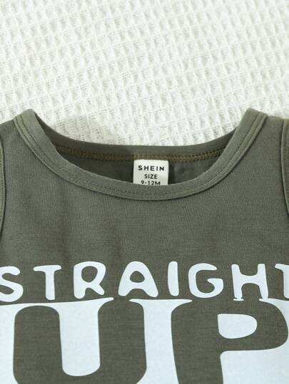 SHEIN Vintaside Kids طقم بيبي  شارعي مكتوب عليه حروف مطبوعة بجانب ملابس علوية بلا أكمام وسروال مخطط ، ربيع/صيف