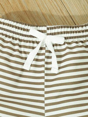 SHEIN Vintaside Kids طقم بيبي  شارعي مكتوب عليه حروف مطبوعة بجانب ملابس علوية بلا أكمام وسروال مخطط ، ربيع/صيف