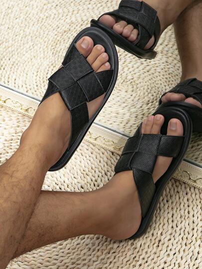 صنادل عربية عصرية ومريحة للرجال