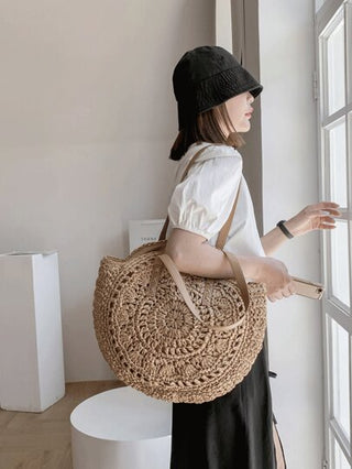 Tropiscape حقيبة قش كبيرة السعة ذات تصميم مفرَّغ، مناسبة للسفر والمدرسة، كبيرة السعة، خفيفة الوزن، محمولة، كلاسيكية وعملية، مناسبة لفتيات المراهقات والنساء وطالبات الكلية، للعطلات والرحلات والأنشطة الخارجية والسفر، حقيبة عصرية للصيف عام 2024