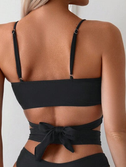 Swim Basics مجموعة بكيني بحزام رفيع أحادي اللون مع ظهر مربوط بأشرطة منفصلة، مجموعة بكيني بحزام رفيع مع ملابس علوية مثلث بأشرطة متقاطعة، مناسبة للارتداء في الشاطئ والمسبح، الصيف، العطلات