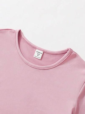 SHEIN Vintaside Kids مجموعة من ثلاث قطع للفتاة المراهقة تتضمن تي شيرت رياضي وسروال، متعدد الألوان
