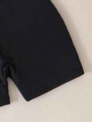 girls-sets طقم قطعتين صيفي والشارع عارضة مناسب للفتيات المراهقات: تي شيرت أبيض بأكمام قصيرة مقصوصة وأرجل البنطال القصير أسود بتصميم الحمالات