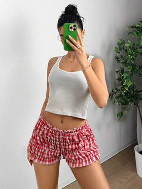 SHEIN EZwear شورت كاجوال للنساء بتصميم شبكي فقاعي للربيع والصيف، شورت قصير مكشكش، شورت قصير أحمر، شورت قصير مجعد، شورت قصير