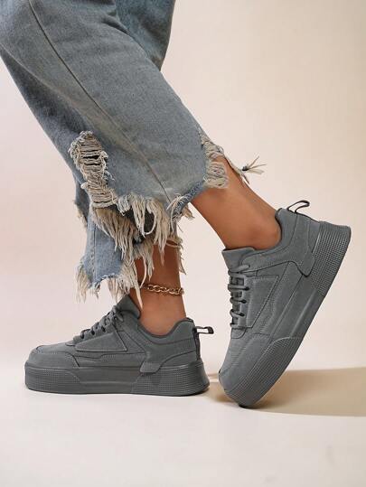 (تصغر بمقاس واحد) أحذية كاجوال سوداء مسطحة مريحة وعملية للنساء، أحذية رياضية للتزلج والأعمال مع رباط، أحذية شخصية للخارج والموضة