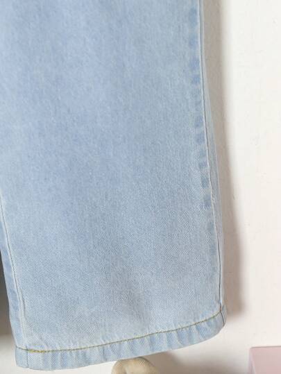 SHEIN Vintaside Kids سروال جينز خفيف وبتصميم فضفاض للفتيات الصغيرات لإطلالة عارضة خلال العطلات