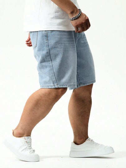 Manfinity Homme شورت جينز رجالي بقياس كبير مناسب لجميع الأوقات لون أزرق فاتح عادي بقَصَّة فضفاضة ورديئة للعمل
