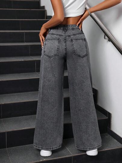 SHEIN PETITE نسائي: جينز بقصة فضفاضة بأرجل واسعة مع تصميمات مختلفة وحاشية ممزقة