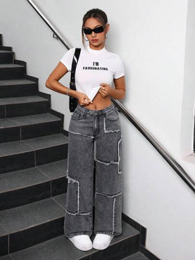 SHEIN PETITE نسائي: جينز بقصة فضفاضة بأرجل واسعة مع تصميمات مختلفة وحاشية ممزقة