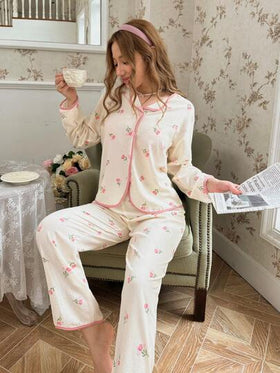 FloralLove طقم بيجامة للنساء مكون من ملابس علوية وبنطلون مطبوع بطبعات زهرية، ملابس شتوية وخريفية مريحة وأنيقة
