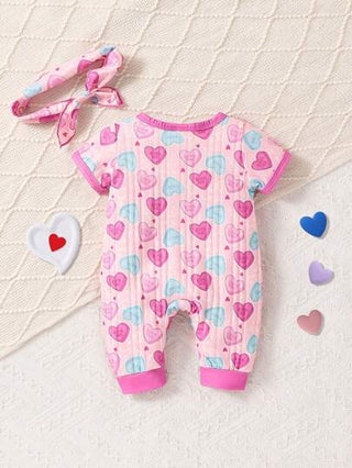 SHEIN رومبير قصير الأكمام مريح وبطبعات قلوب جميلة للبنات الصغيرة ، جمبسوت كاجوال للربيع والصيف