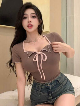 DAZY قميص تي شيرت نسائي أكمام قصيرة ذو حواف ملونة ورباط بسحاب , صيفي جميل