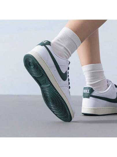 Nike أحذية جديدة 2024 لرجال ونساء ، أحذية كاجوال رؤية المحكمة ، بيضاء ، من النوع Fv9952-101